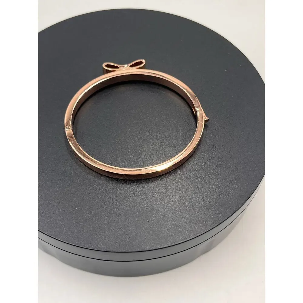 Kate Spade New York Ready Set Bow Bangle Hinged Bracelet‎ (Clear/ Rose Gold) - Picture 8 of 11